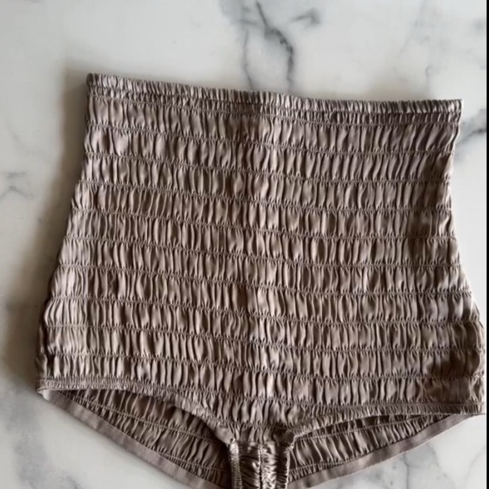 FREE PEOPLE Intimately - Ruched Shorties - Picture 4 of 4